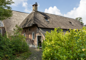 vakantiehuisje hunebed buitenkant