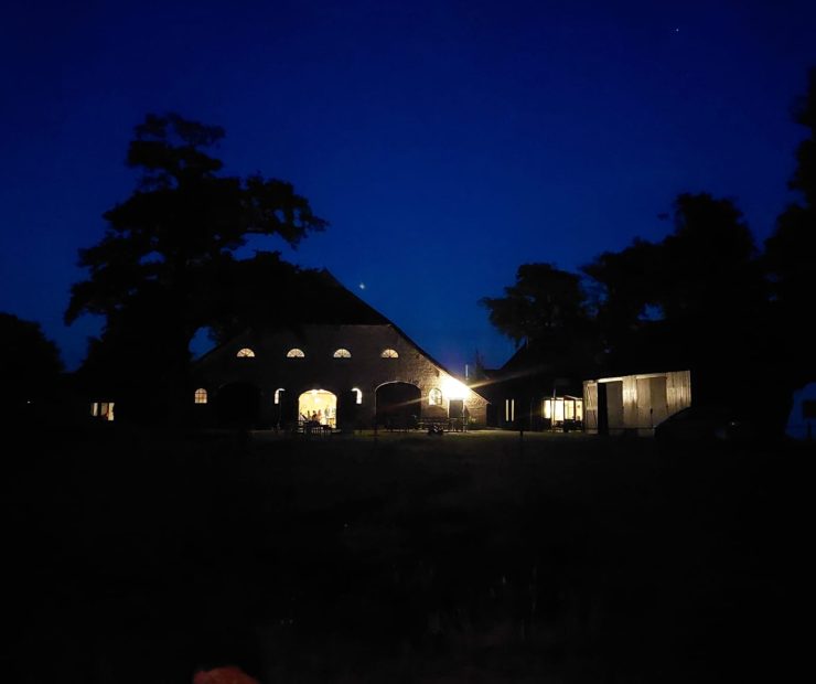 de Havelterhoeve bij nacht